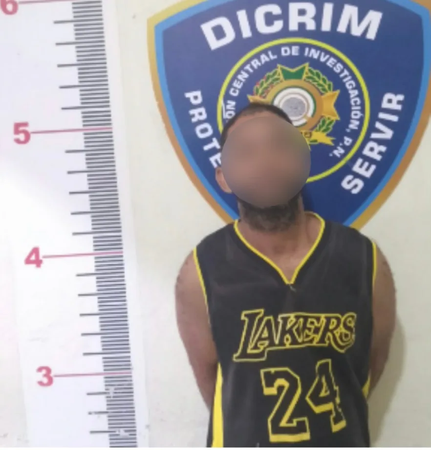 Policía Nacional apresa a un hombre mediante orden judicial por presunto robo de motocicleta en La Vega