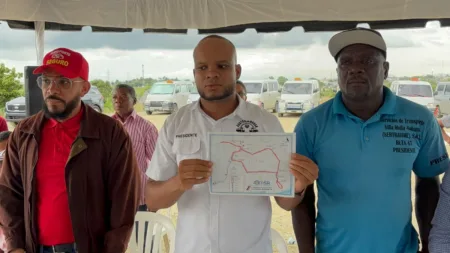 Transportistas de Santo Domingo Norte denuncian afectación por nuevo corredor de la OMSA Transportistas de Santo Domingo Norte denuncian afectación por nuevo corredor de la OMSA