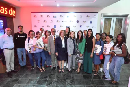 Funglode aborda el autismo desde la ciencia, la familia y las políticas públicas en coloquio de la revista Global Funglode aborda el autismo desde la ciencia, la familia y las políticas públicas en coloquio de la revista Global