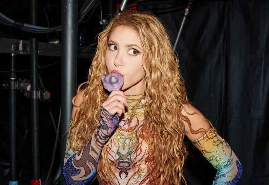 ¿Shakira tiene nuevo amor?