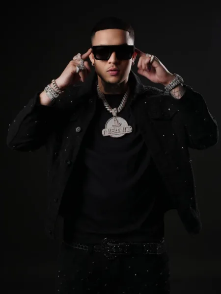 Jey One da el salto al trap con “Algo Nuevo”, un EP