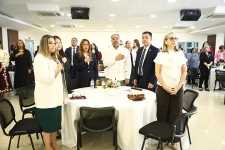 Defensor del Pueblo promueve igualdad de género