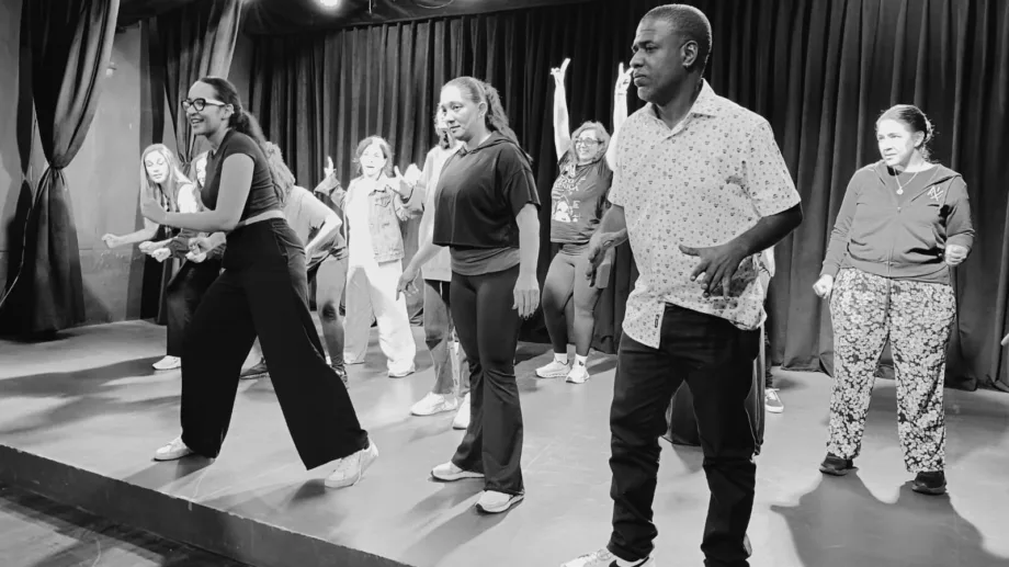 22 artistas en muestra de improvisación teatral