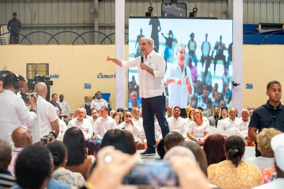 Abinader anuncia traslado de Operaciones Especiales para construir parque en Santo Domingo Oeste