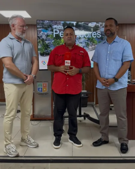 Presentan propuesta para construir la Plaza de los Pescadores en Las Terrenas; Enzo ofrece aporte de RD$5 millones