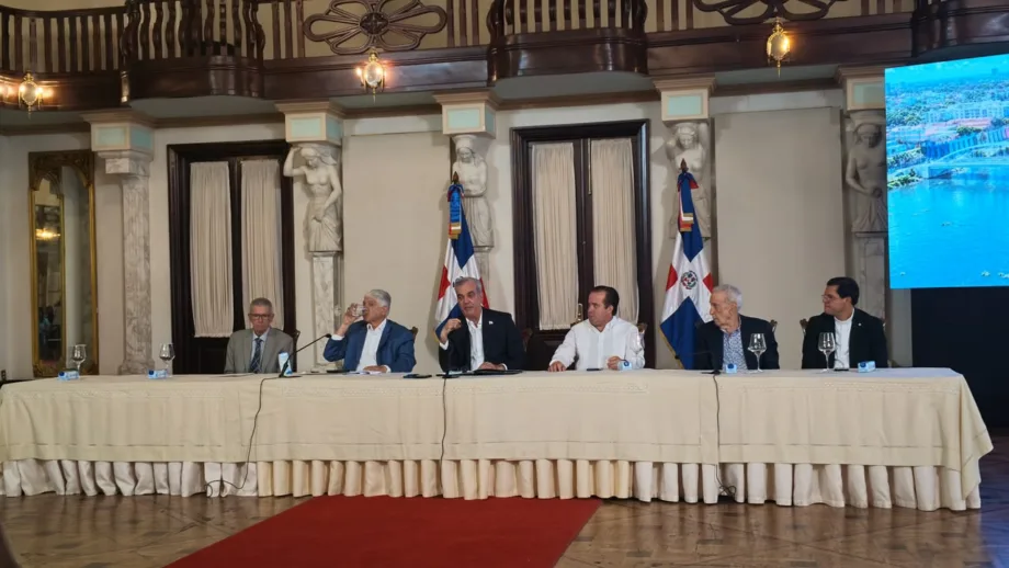 Obras Públicas fija diciembre de 2027 para concluir obras viales con los fondos de Aerodom