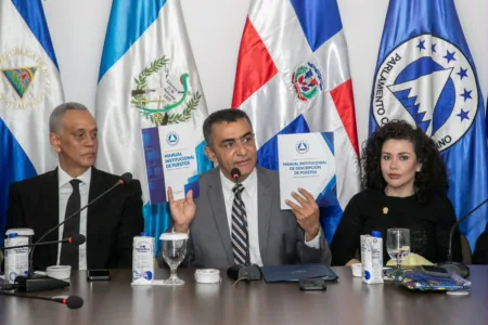 PARLACEN inaugura Galería de Presidentes en su Subsede de República Dominicana