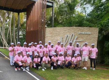 Wyndham Alltra Samaná fortalece su compromiso social con la realización de la Maratón Rosa