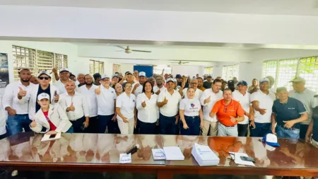 PRM pone en marcha jornada de actualización e integración de militantes en Monseñor Nouel