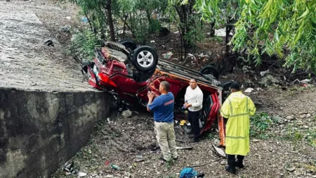 Accidente en la recta de Azua deja un muerto y tres heridos