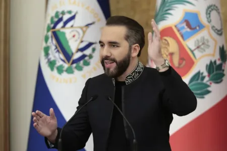 Bukele asegura que la misión para rescatar a los militares salvadoreños puede acabar las pandillas en Haití