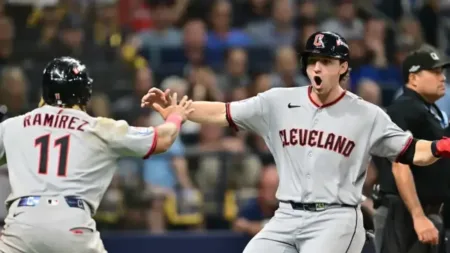 Con la magia intacta: Los Guardianes golpean primero a Tampa Bay