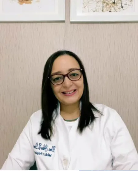 Médicos se reúnen frente a Ciudad Judicial en apoyo a la psiquiatra Ylsa Quero