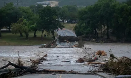 Inundaciones históricas en Nuevo México obligan a rescatar familias atrapadas en techos