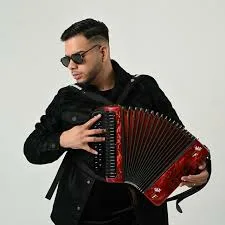 Muere a los 25 años Darlyn Fernández, músico del grupo típico Nexo Muzic