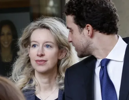 Un nuevo documental sobre Elizabeth Holmes triunfa en taquilla con 15 millones de dólares