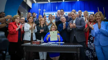 Puerto Rico: Gobernadora solicita formalmente a Trump y al Congreso admitir a Puerto Rico como estado