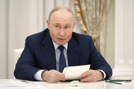 Putin admite que las conversaciones sobre Rusia y Ucrania deben incluir la seguridad europea
