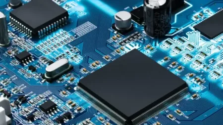 INTEC apuesta a la formación tecnológica para aprovechar las oportunidades de la industria de semiconductores