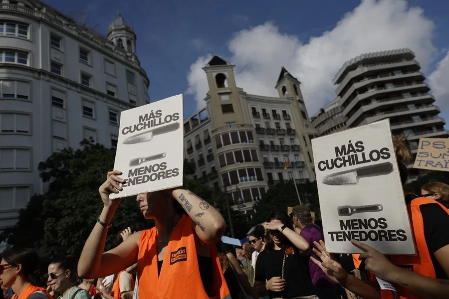 Madrid alza la voz por una vivienda digna: 70.000 personas marchan y Valencia registra incidentes