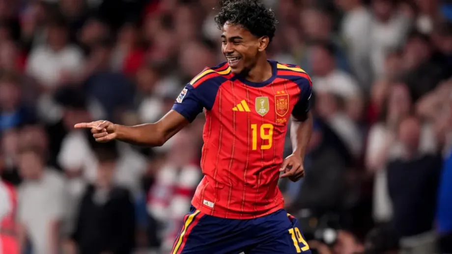 Yamal, Mbappé, Kane y Messi compiten por ganar el Balón de Oro